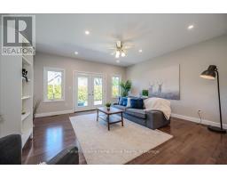 479 ST GEORGE STREET E - 15