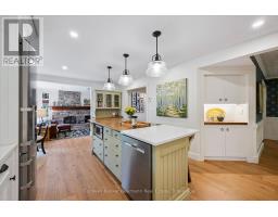 35 MONTICELLO CRESCENT - 10