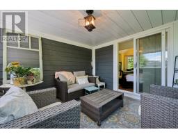 35 MONTICELLO CRESCENT - 28