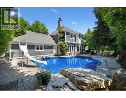 35 MONTICELLO CRESCENT - 36