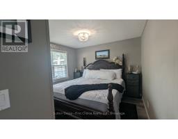 14 25 THAMES ROAD - 13
