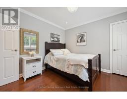 25 BENNETT AVENUE - 13