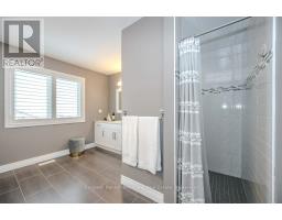 21 - 254 GOSLING GARDENS - 20