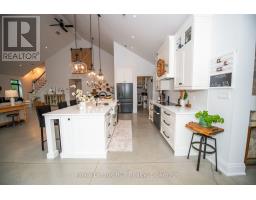 42085 ROAD 71 ROAD W - 37