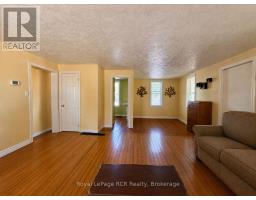 35 ELLEN STREET - 10