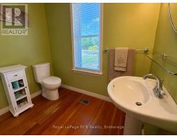 35 ELLEN STREET - 11