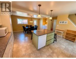 35 ELLEN STREET - 8
