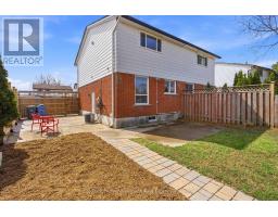 28 CHARTWELL CRESCENT - 4