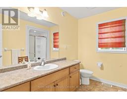152 KINCARDINE STREET N - 11