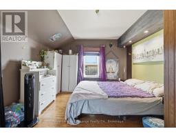 28 WICKHAM STREET - 16