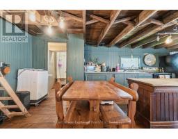 28 WICKHAM STREET - 32