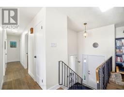 306 LAKESIDE DRIVE - 9