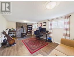 453 ELGIN STREET - 15