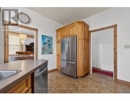 638 HAVELOCK STREET - 12