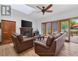 638 HAVELOCK STREET - 13