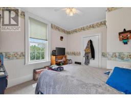 638 HAVELOCK STREET - 26