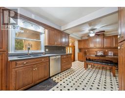 195 VICTORIA ROAD N - 13