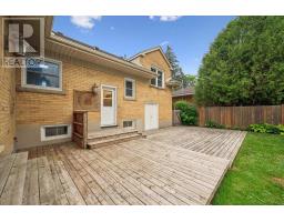 195 VICTORIA ROAD N - 33