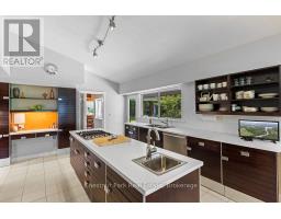 403123 GREY 4 ROAD - 14