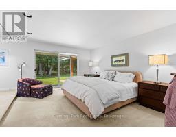403123 GREY 4 ROAD - 19