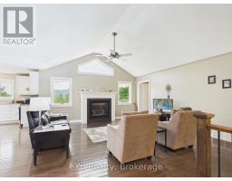 207 EDMUND STREET - 4