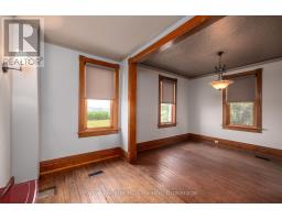 611808 SOUTHGATE SIDEROAD 61 - 11