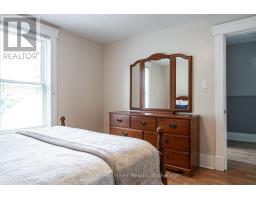 52 TRINITY STREET - 24
