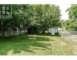 52 TRINITY STREET - 32