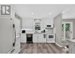220 GREENWOOD DRIVE - 13