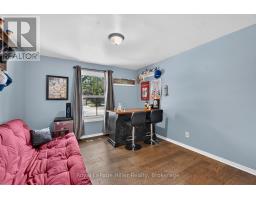220 GREENWOOD DRIVE - 17