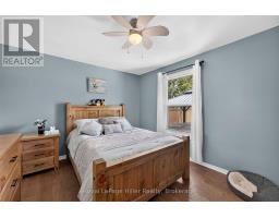 220 GREENWOOD DRIVE - 19