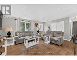 220 GREENWOOD DRIVE - 9