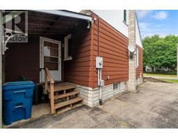 2 SOMERSET STREET - 32