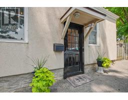 15 ELGIN STREET N - 4