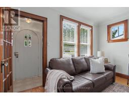 15 ELGIN STREET N - 5