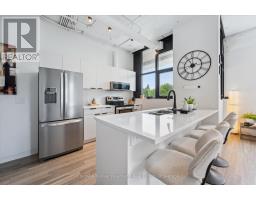 218 - 120 HURON STREET - 13