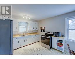 45 WILLIAM STREET E - 10