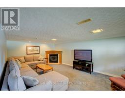 45 WILLIAM STREET E - 20