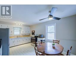 45 WILLIAM STREET E - 8