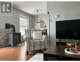 792 MACKENDRICK DRIVE - 26