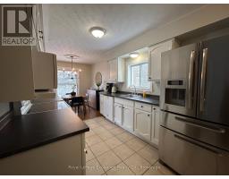 792 MACKENDRICK DRIVE - 29