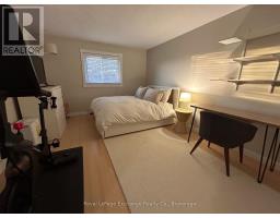 792 MACKENDRICK DRIVE - 39