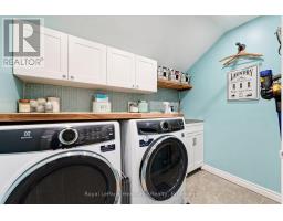 114 ELGIN AVENUE E - 26