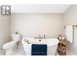 114 ELGIN AVENUE E - 29