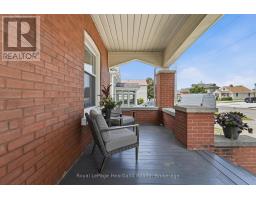 114 ELGIN AVENUE E - 34