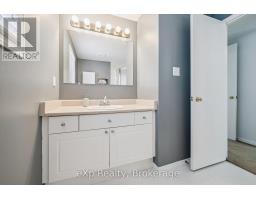 296 TAIT CRESCENT - 29