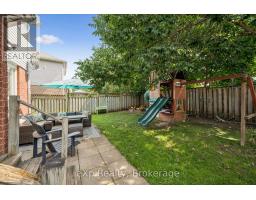 296 TAIT CRESCENT - 38