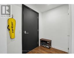 2214 - 15 WELLINGTON STREET - 13