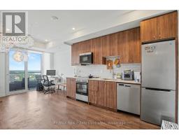 2214 - 15 WELLINGTON STREET - 14