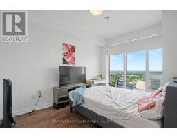 2214 - 15 WELLINGTON STREET - 19
